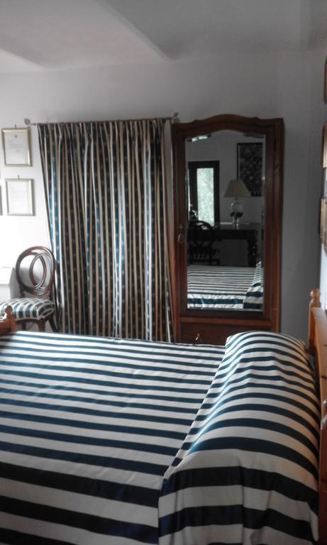 Casa Ramonda Guest House Neive Phòng bức ảnh