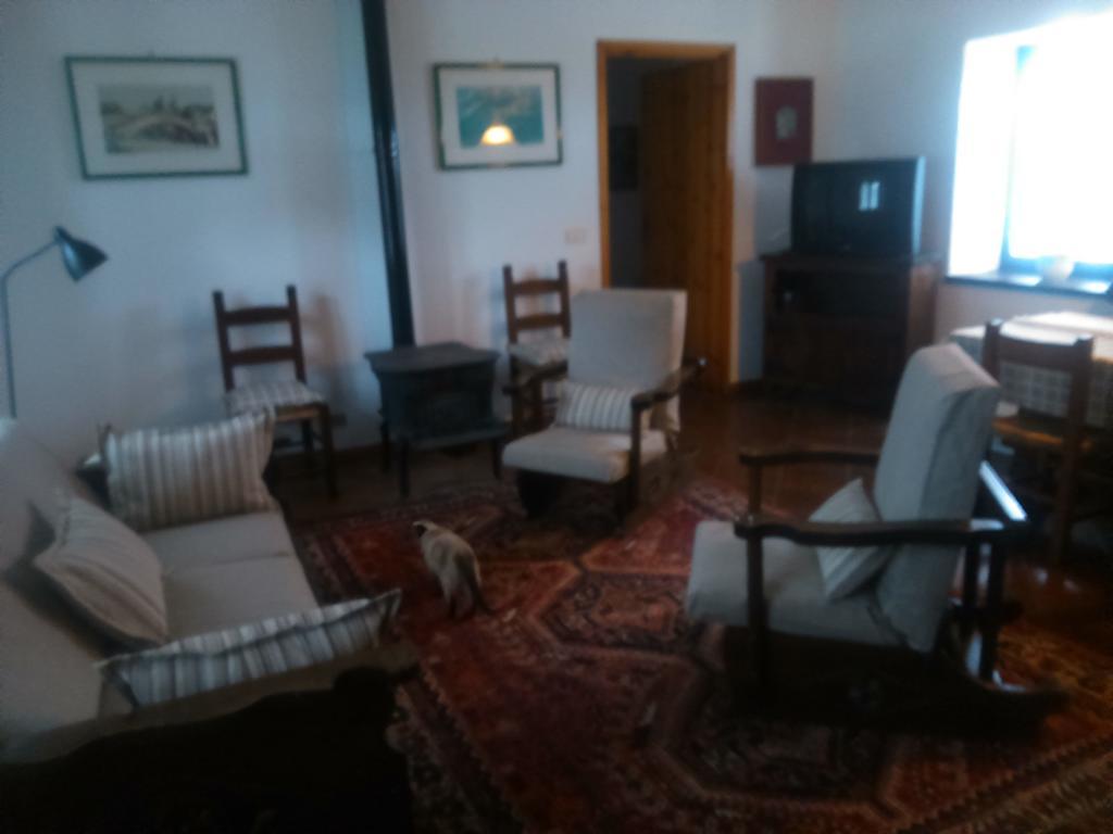 Casa Ramonda Guest House Neive Phòng bức ảnh